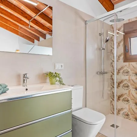 Joan - Plusholidays كاليبي