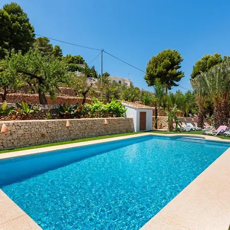 Joan - Plusholidays * كاليبي