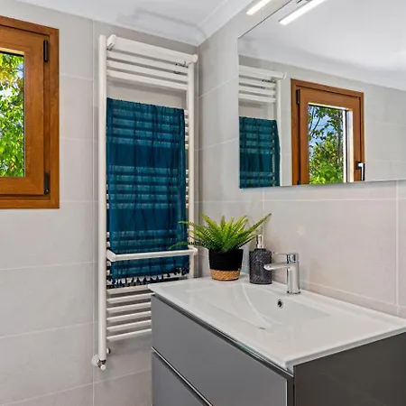 Villa Joan - Plusholidays