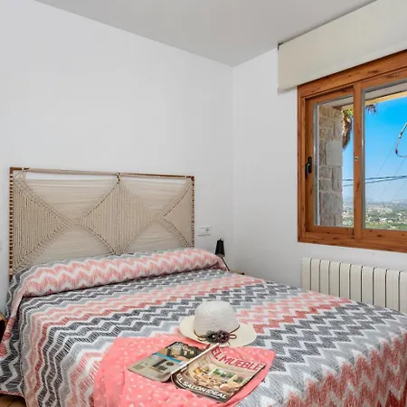 Joan - Plusholidays *