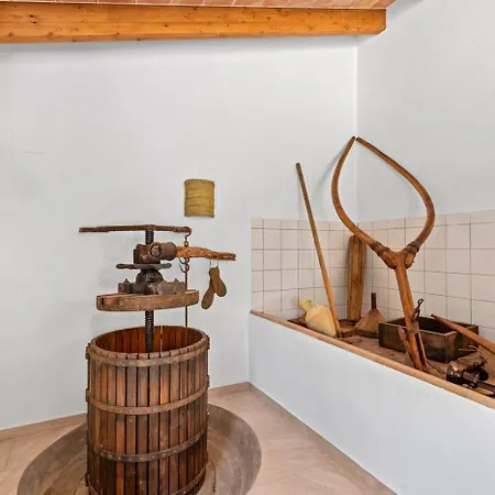 Villa Joan - Plusholidays *