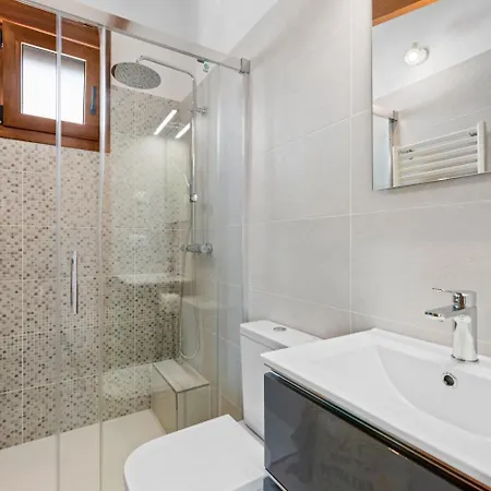 Joan - Plusholidays Villa