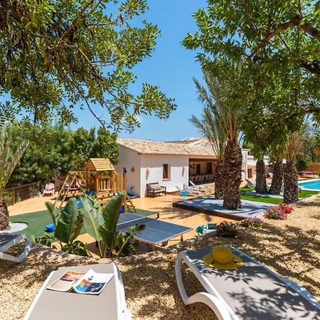 Villa Joan - Plusholidays *