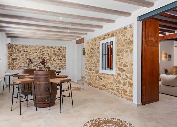 Villa Joan - Plusholidays *