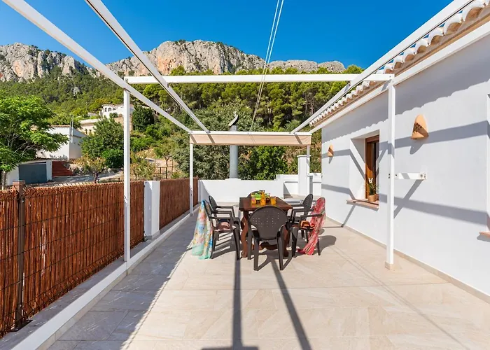 Joan - Plusholidays Villa *