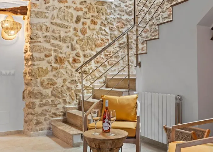 Joan - Plusholidays * Calpe