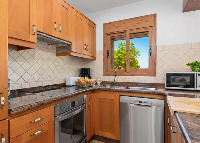 Villa Joan - Plusholidays