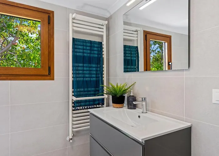 Villa Joan - Plusholidays