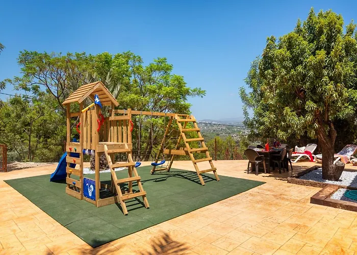 Villa Joan - Plusholidays