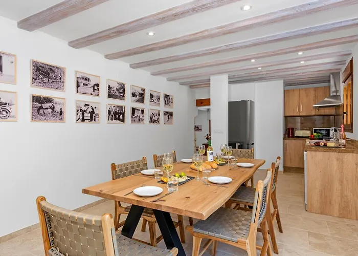 Joan - Plusholidays Calpe