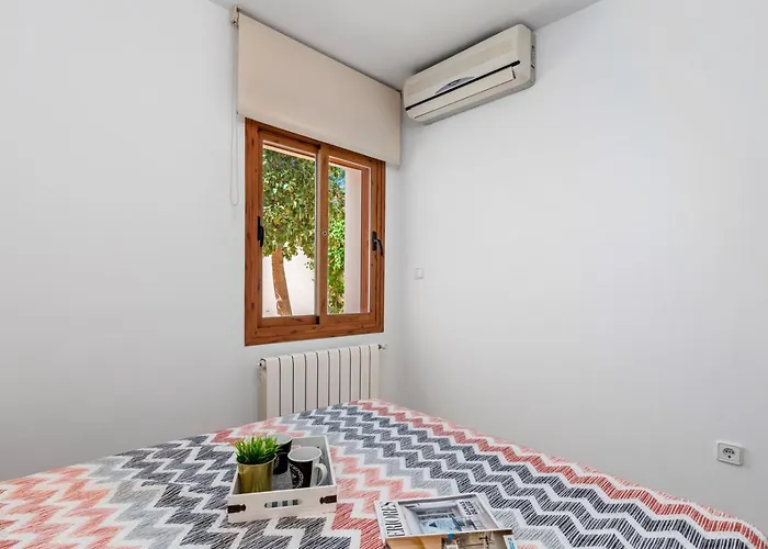 Joan - Plusholidays *